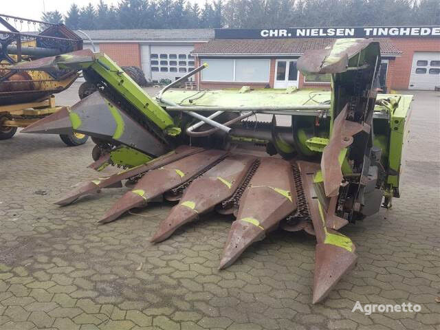 Claas 6218 8R corn header