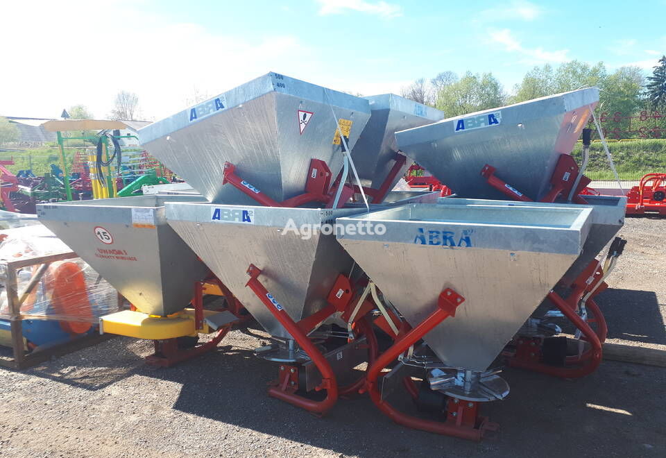 new ABRA2 500 L ocynk mounted fertilizer spreader