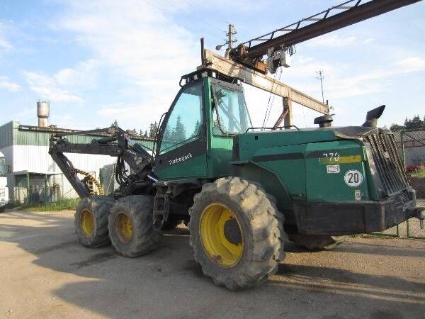 Timberjack 1270B Breaking for parts harvester for parts