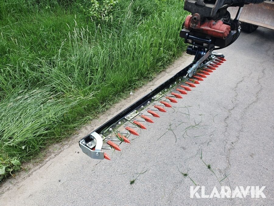 S40 hedge trimmer
