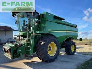 John Deere s660 grain harvester