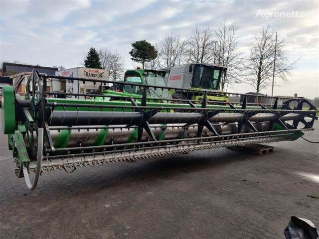 John Deere 25" grain header