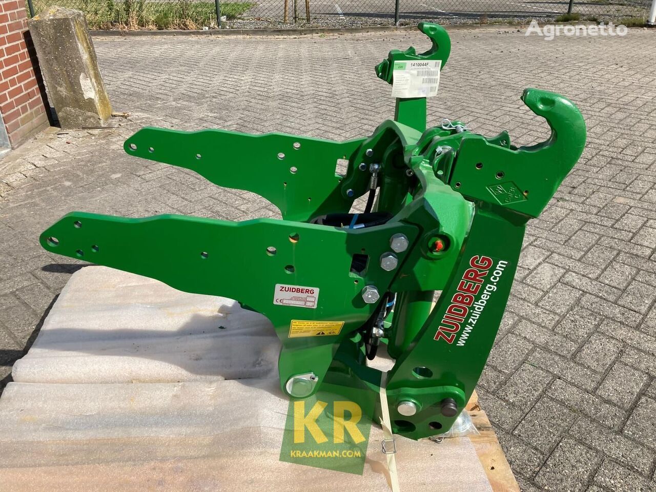 Zuidberg 32KN quick coupler for John Deere 7030 wheel tractor