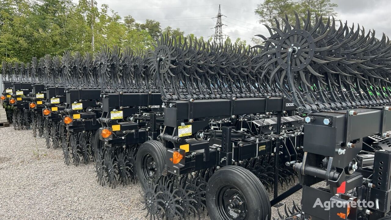 new YETTER 3530 power harrow