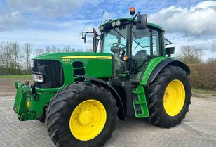 John Deere 6830 wheel tractor