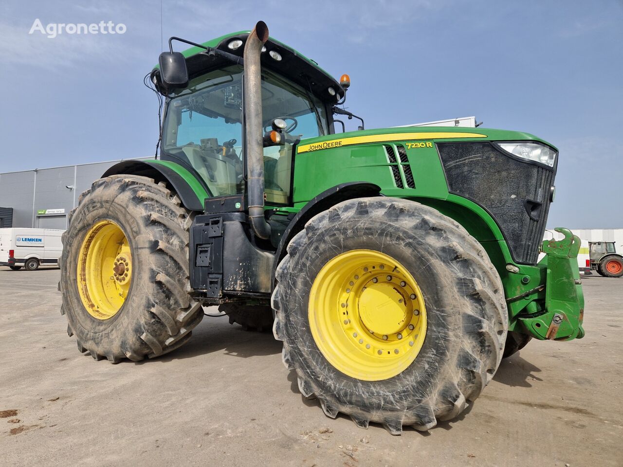 John Deere 7230 R wheel tractor