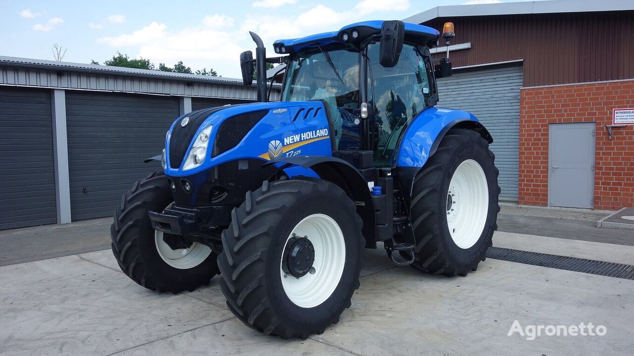 New Holland T7.225 AC mit Rangepoint RTX wheel tractor